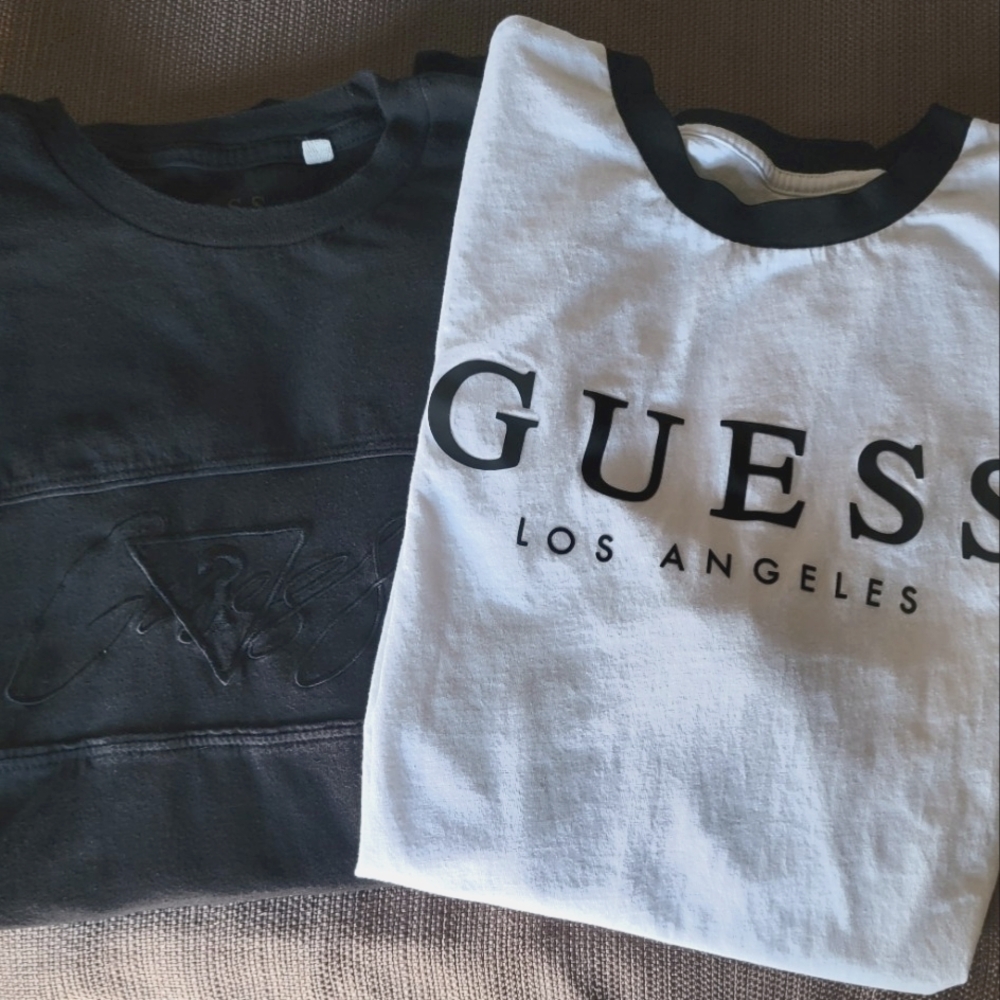 Bundle of two(2) Guess t- shirts